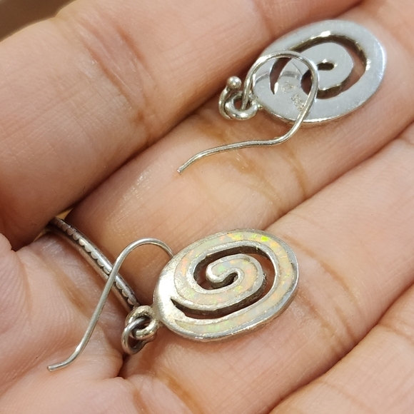 Sterling silver white opal earrings - Picture 6 of 8